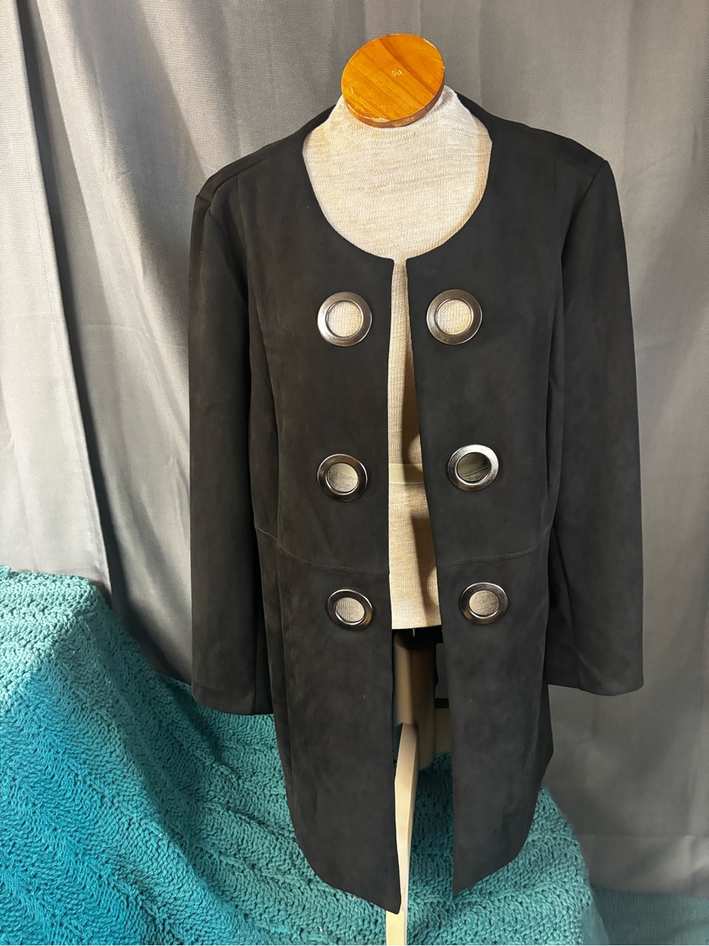 Charlie Paige Black Chic Faux Suede Blazer Mid Length Grommet Detail Size XL EUC